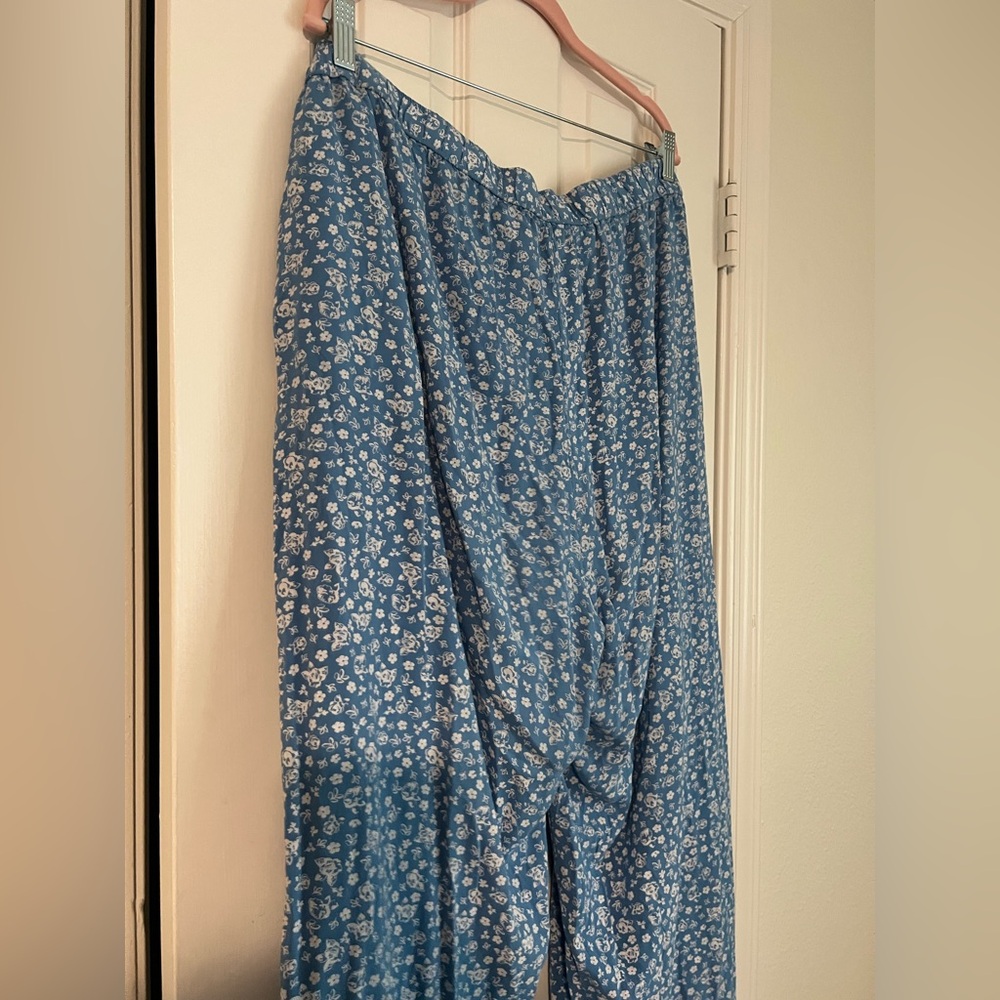 The Drop Blue Floral Pull On Pants with Tie Waist by @caralynmirand Size 2X - Picture 13 of 13
